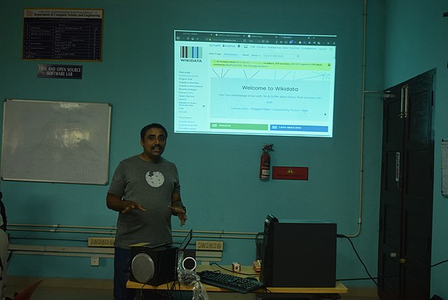 Introduction to Wikipedia at  College of Engineering, Karunagappally